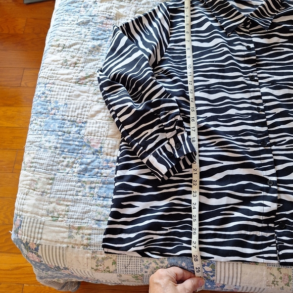 ZEBRA PRINT NATIONAL BLOUSE - Picture 4 of 12